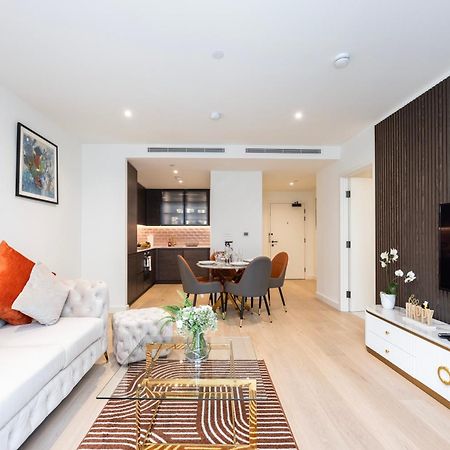 Austin David Apartments Royal Wharf London Exterior photo